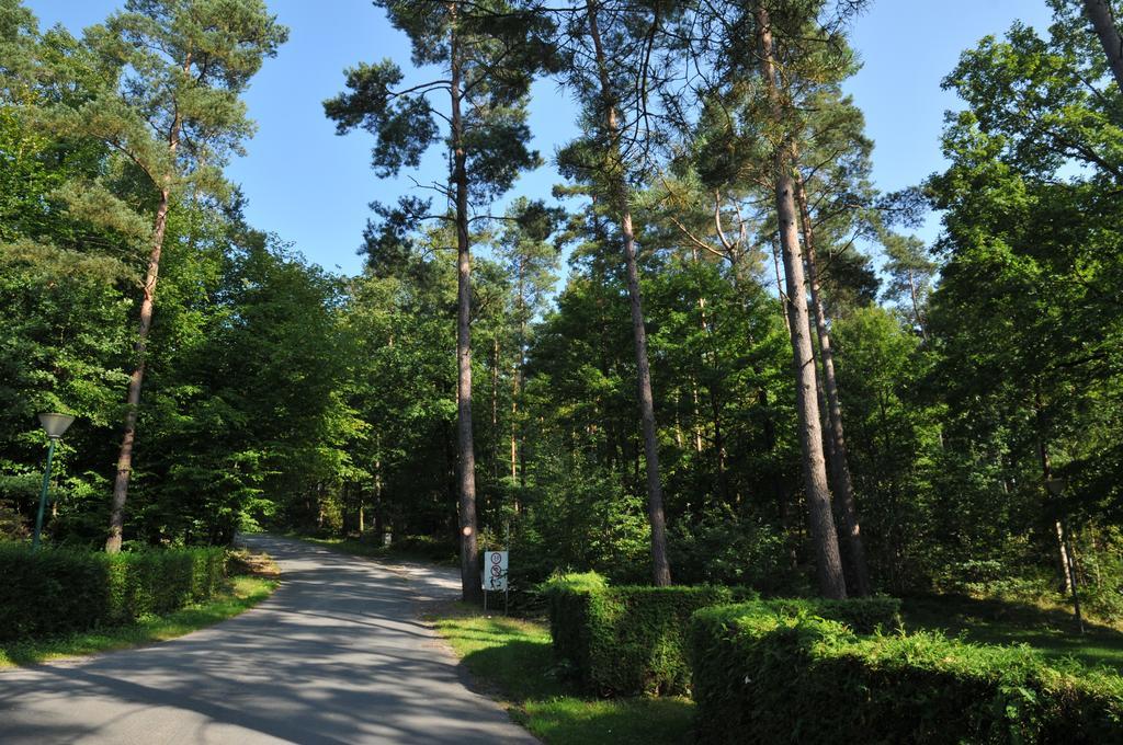 Vonêche Village De Vacances De Vencimont المظهر الخارجي الصورة