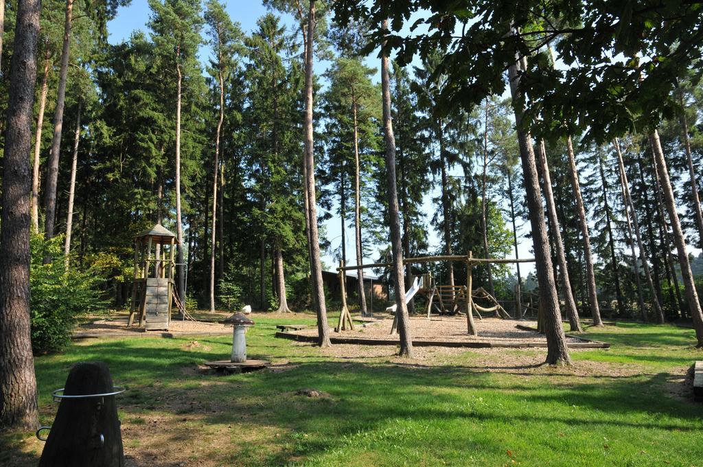 Vonêche Village De Vacances De Vencimont المظهر الخارجي الصورة